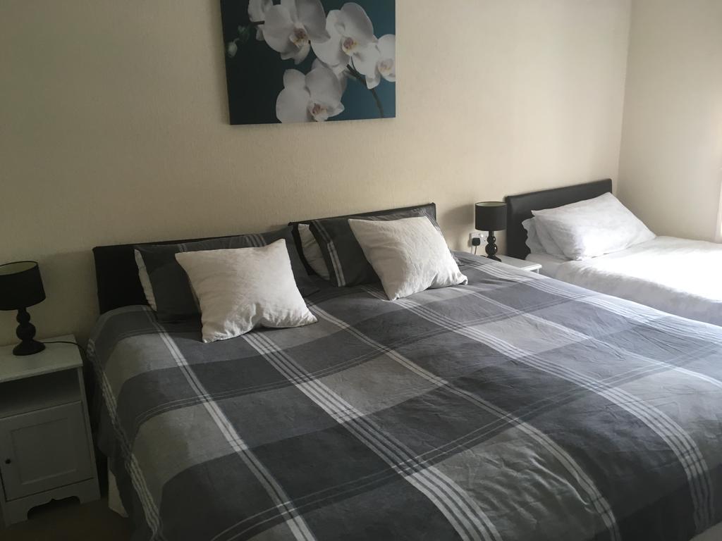 Bentons Guest House チェルトナム エクステリア 写真