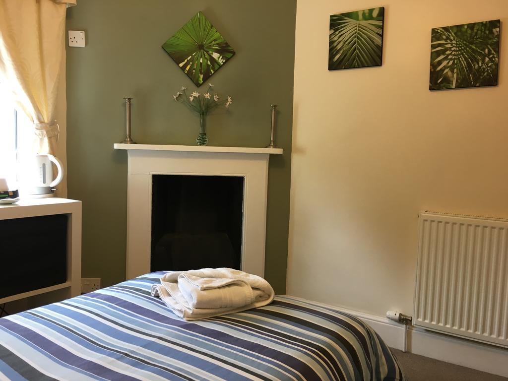 Bentons Guest House チェルトナム エクステリア 写真