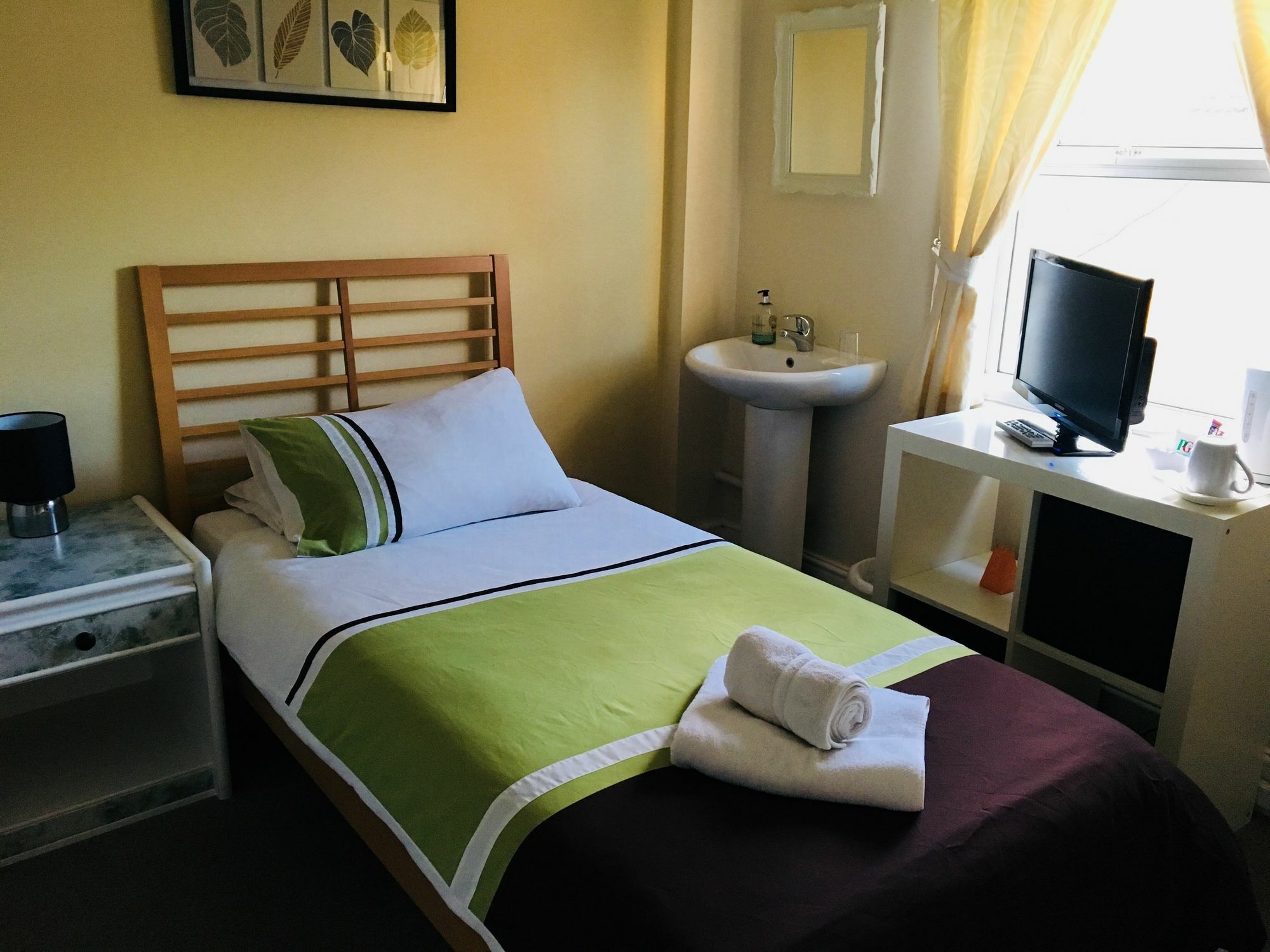 Bentons Guest House チェルトナム エクステリア 写真