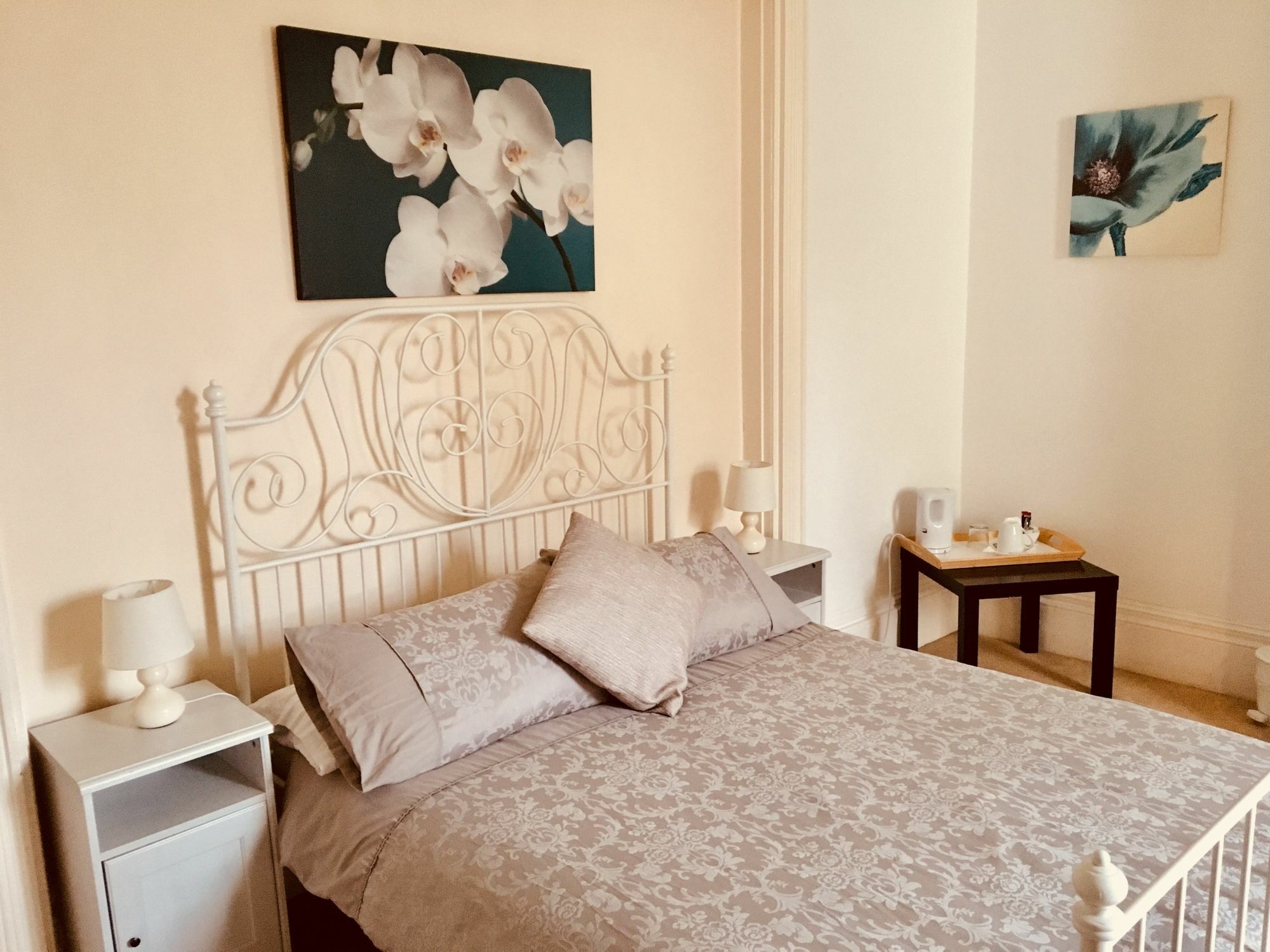 Bentons Guest House チェルトナム エクステリア 写真